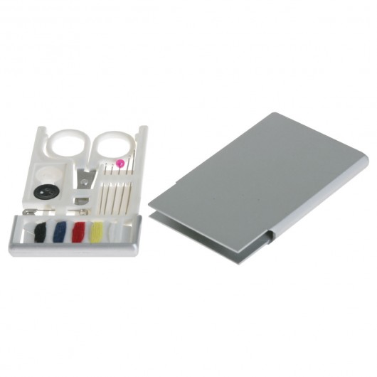 Travel sewing kit